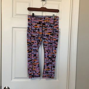 Lululemon Running Capri w/ pockets - size 6